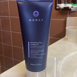 Monat Smoothing Deep Conditioner